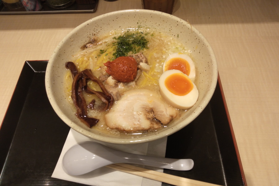 濃厚な味噌ラーメン