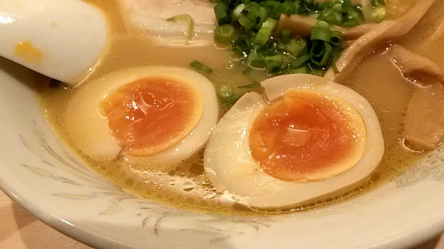 味玉トッピング