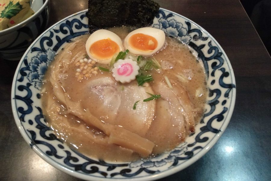 東京駅らー麺