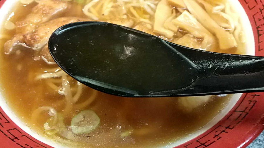 排骨（パーコ）拉麺のスープ
