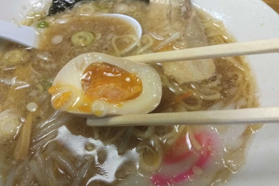 たれ蔵ラーメンの煮玉子