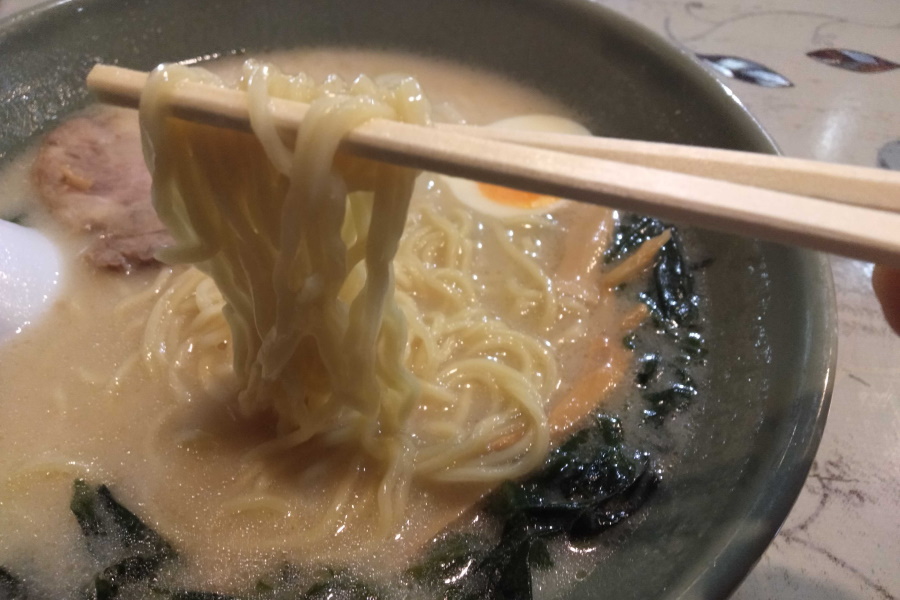 みそらーめんの麺