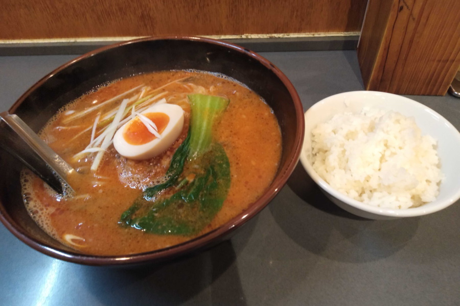 担担麺のセット