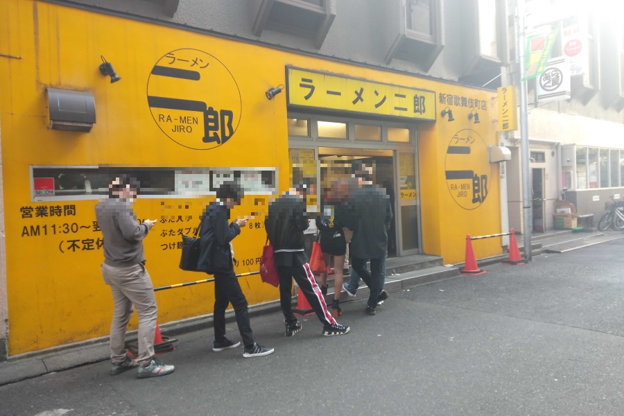 ラーメン二郎 新宿歌舞伎町店の店舗