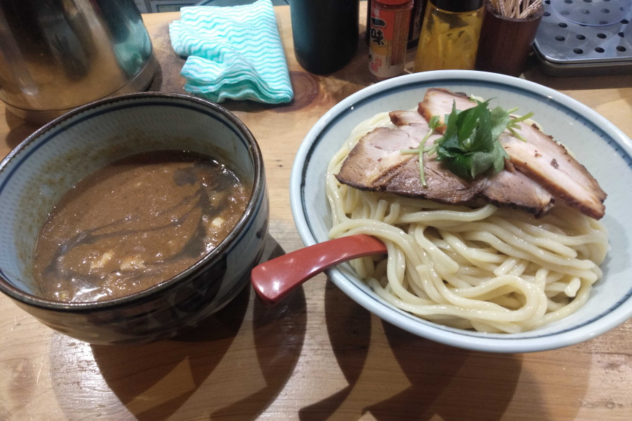 濃厚煮干しつけ麺