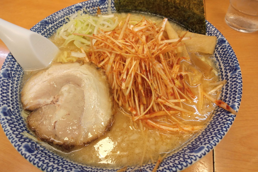 信州味噌辛しネギラーメン