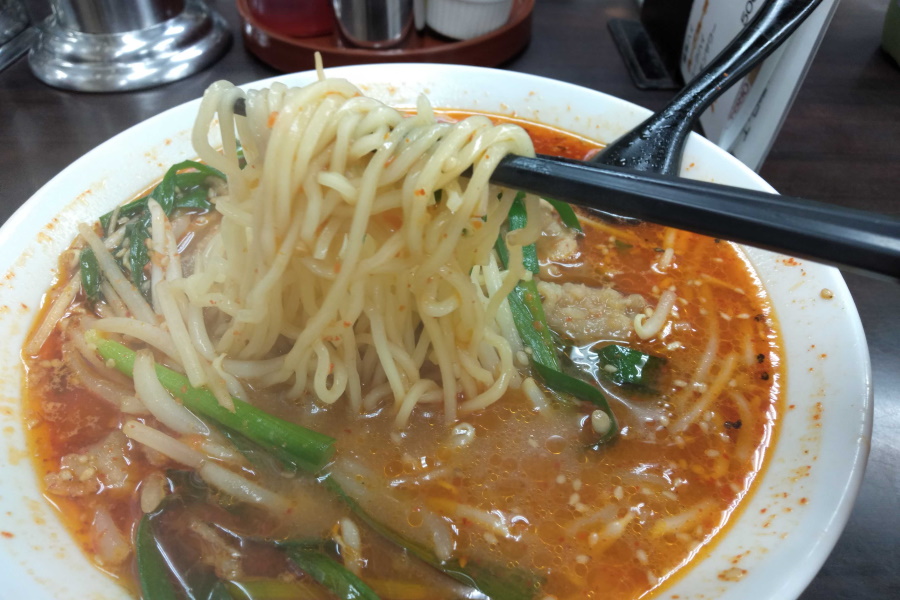 辛味噌ラーメンの麺