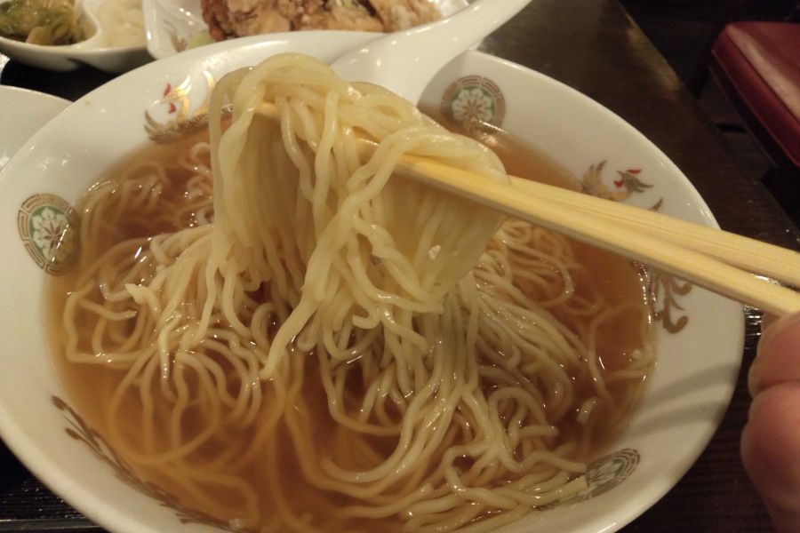 炸鶏麺の麺