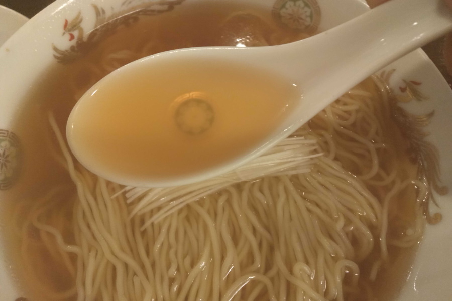 炸鶏麺のスープ