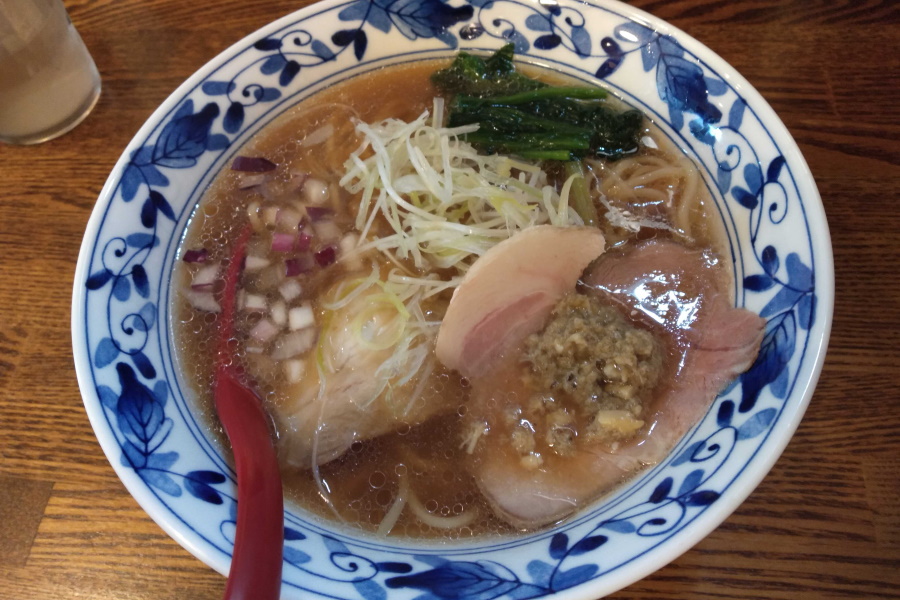 醤油らぁ麺：850円