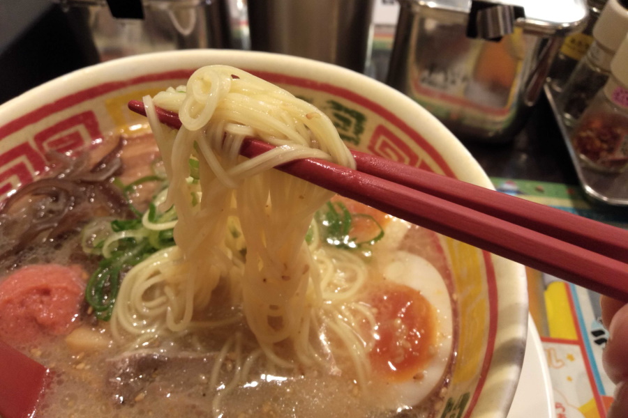 九州じゃんがら全部入りの麺