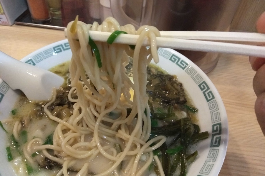 阿蘇ラーメンの麺