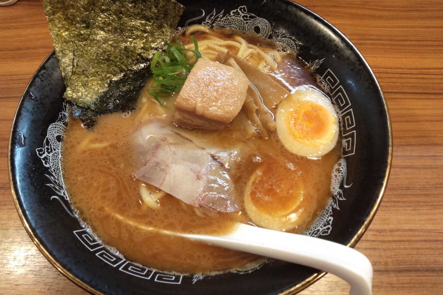 黒丸ラーメン