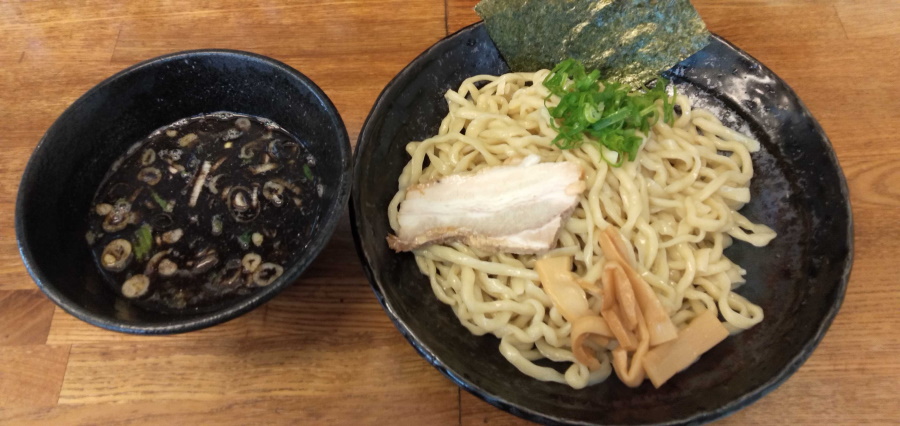 魚介系豚骨つけ麺