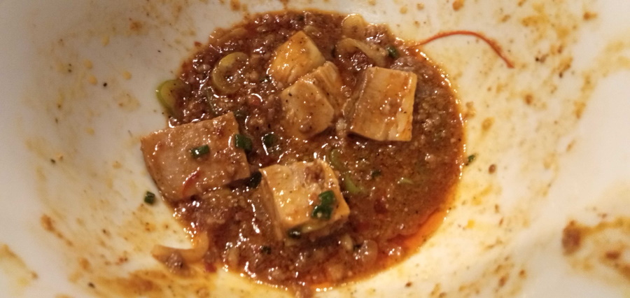 麻婆麺の汁