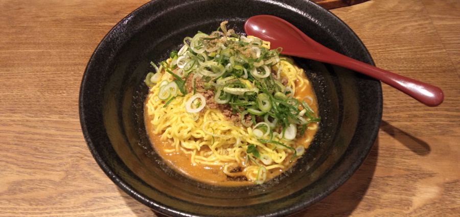 広島式 汁なし担々麺