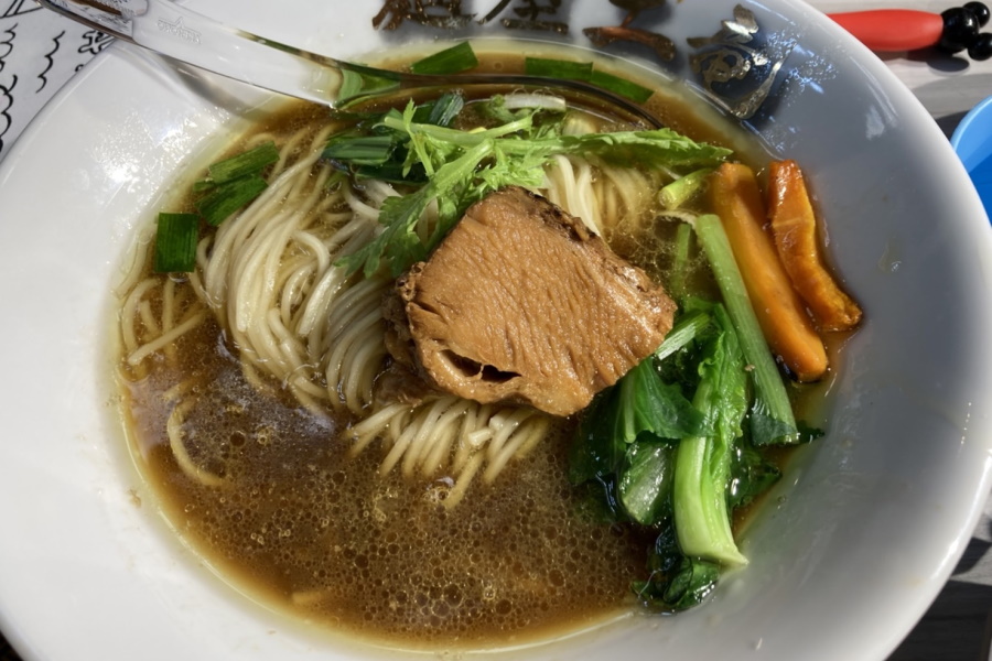 生醤油ラーメン