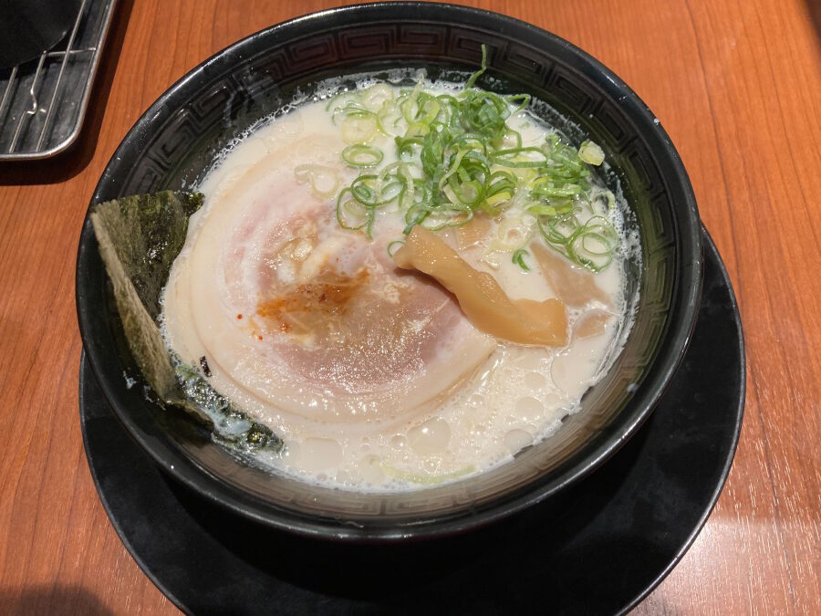 塩豚骨ラーメン